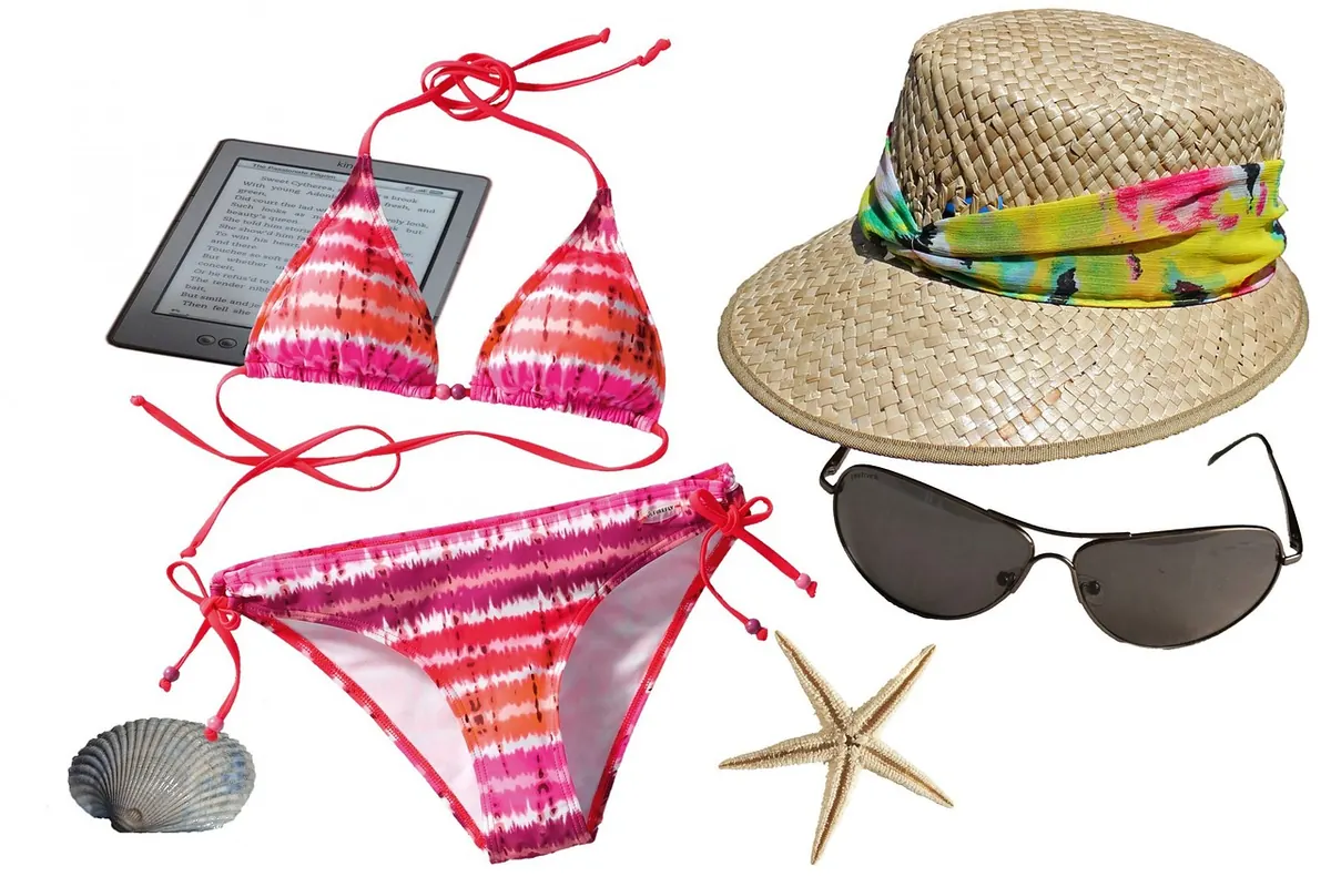 The Best Kindle Accessories for British Commutes and Holidays